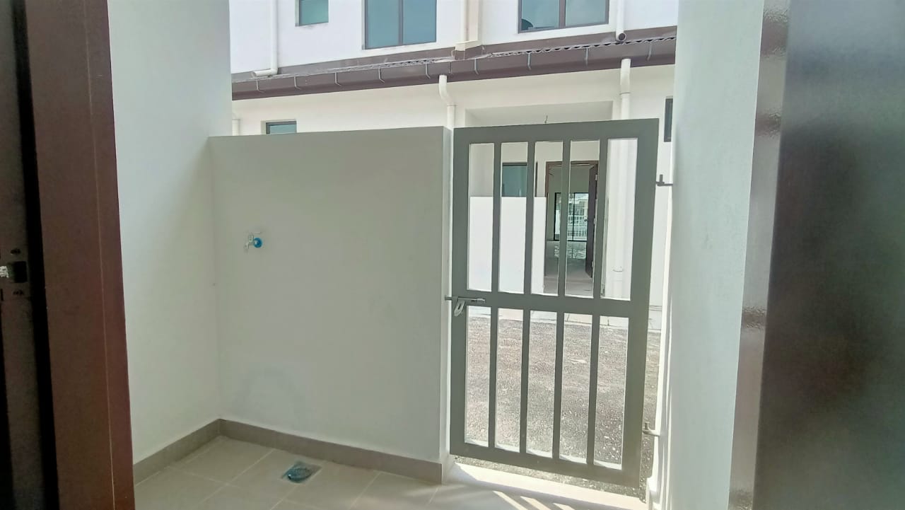 Brand New 2 Storey Terrace in Bandar Baru Kundang - photo 12