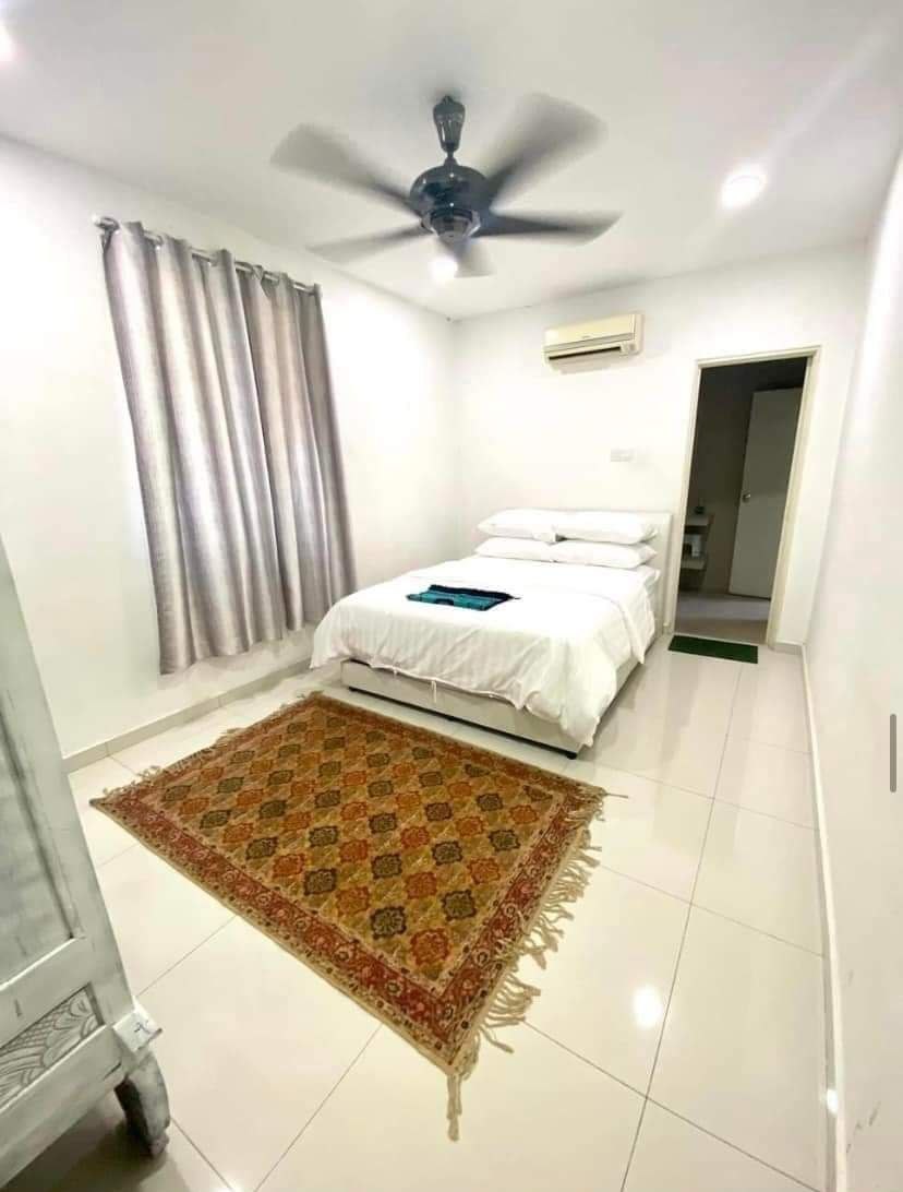 Corner Lot 3 Storey Semi D Laman Seri, Shah Alam - photo 11