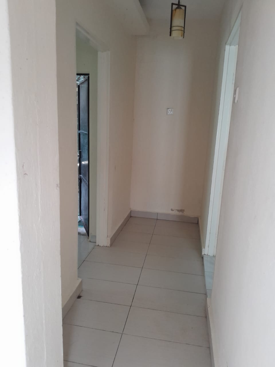 Partial Furnished 2 Storey SemiD Near Bukit Gasing - photo 2