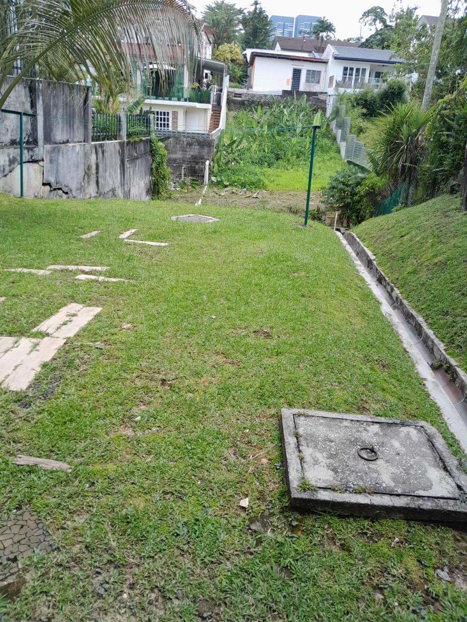 Partial Furnished 2 Storey SemiD Near Bukit Gasing - photo 7