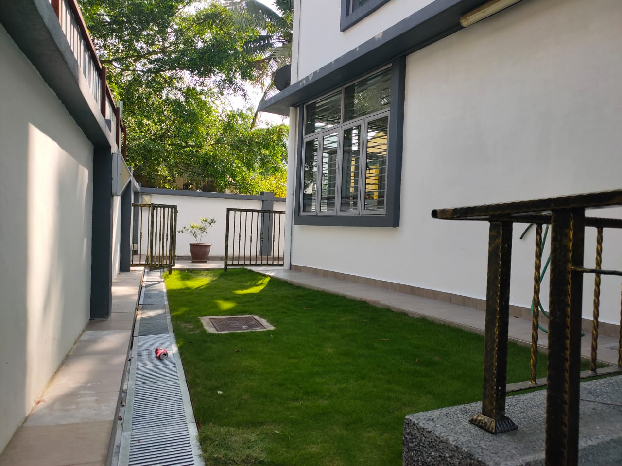 Facing Open 2 Storey Bungalow Jln Maarof Bangsar - photo 8