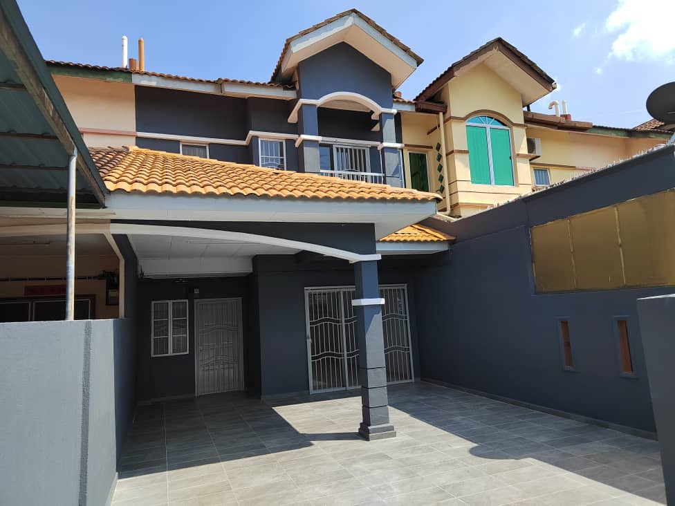 2 Storey Terrace Lorong Pending, Bdr Puteri Klang - photo 3