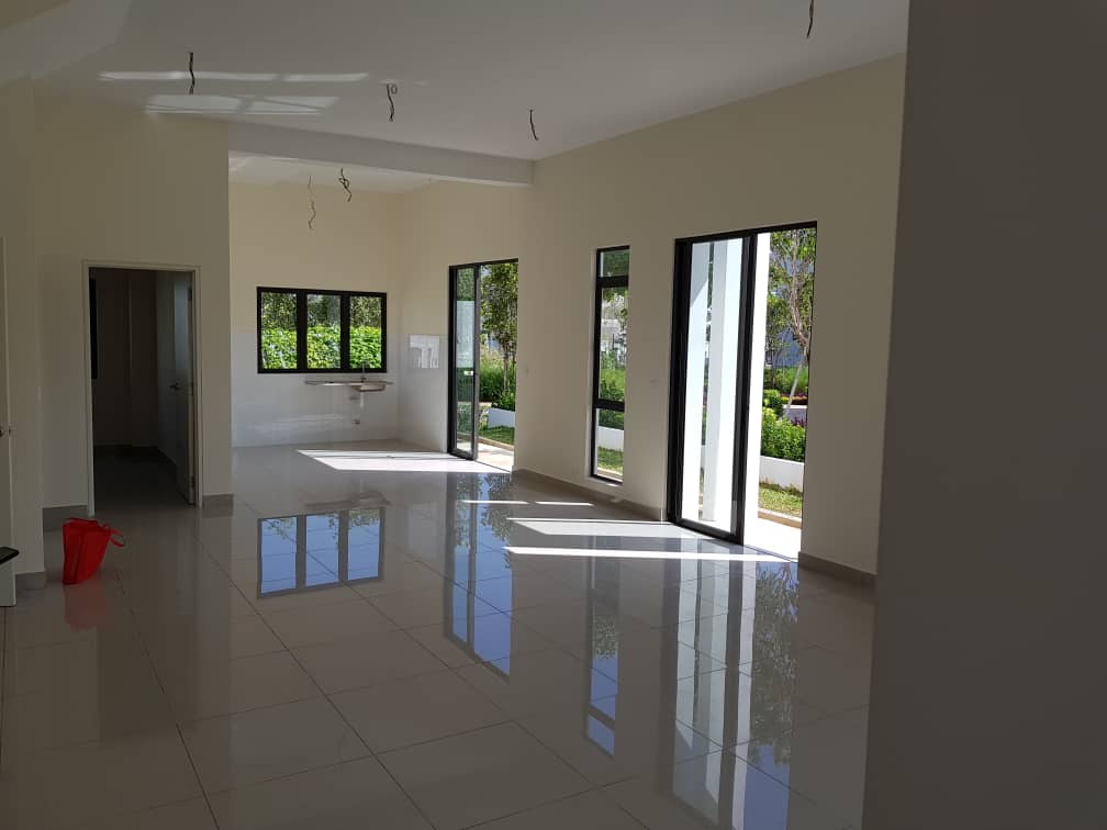 WTL 2-STOREY LINK HOME 22x70 MONET LILY SUNSURIA - photo 5