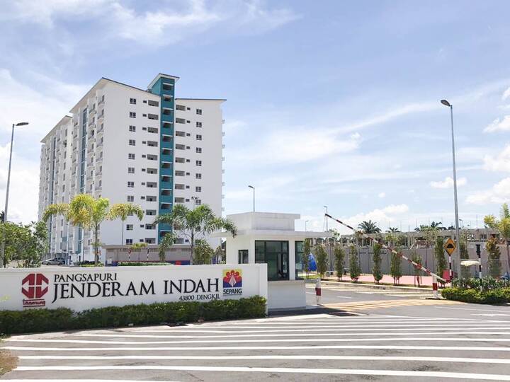 Pangsapuri Jenderam Indah, Dengkil - photo 1