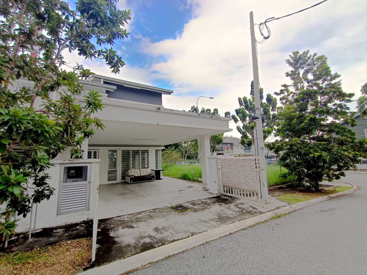 CORNER LOT Double Storey Taman Desa Seringin Nilai