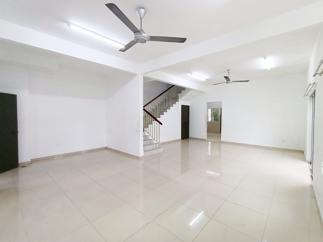 CORNER LOT Double Storey Taman Desa Seringin Nilai - photo 7
