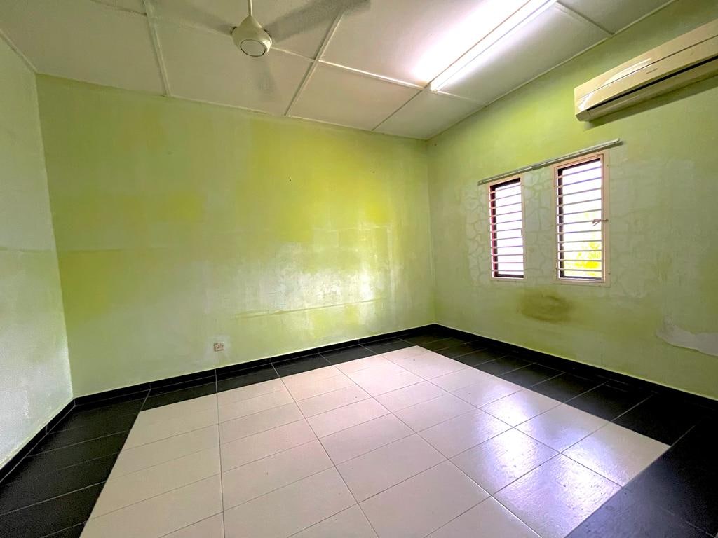 FACING OPEN Semi-D Double Storey Shah Alam - photo 11