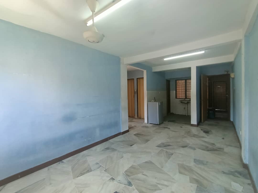 PKNS Flat Blok 29 Seksyen 7 Shah Alam Selangor