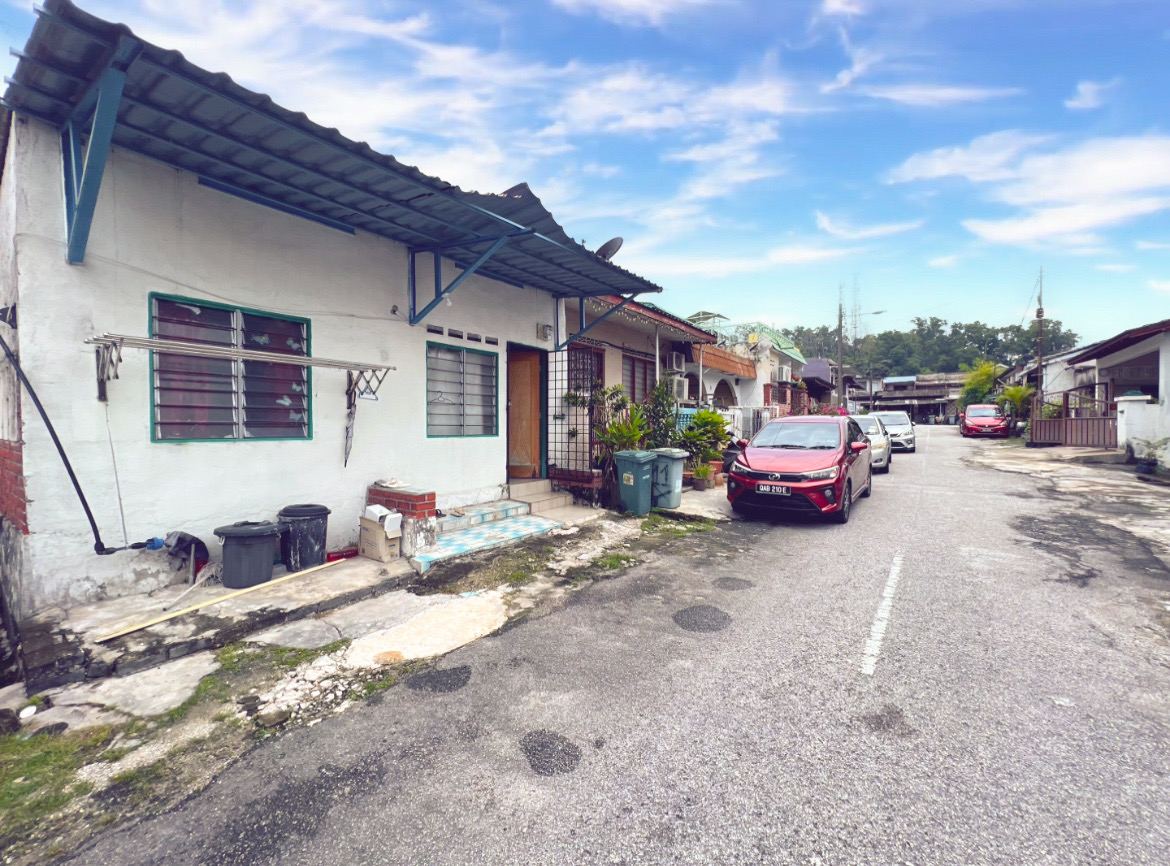 1 Storey Terrace Lorong Makmur, Bandar Tun Razak - photo 11