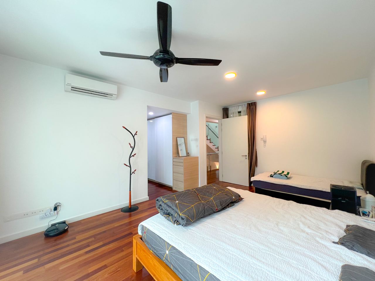 3 Storey Superlink House Sejati Residence - photo 3