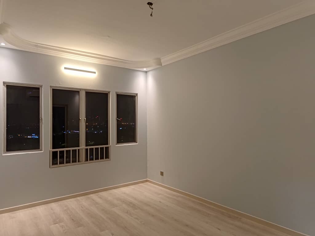 Corner unit New renovation - photo 8