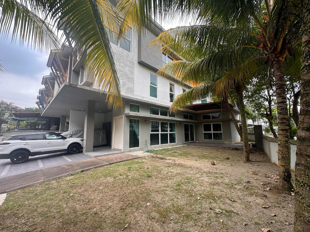 The Rafflesia 5Rooms FF by Chai - photo 3
