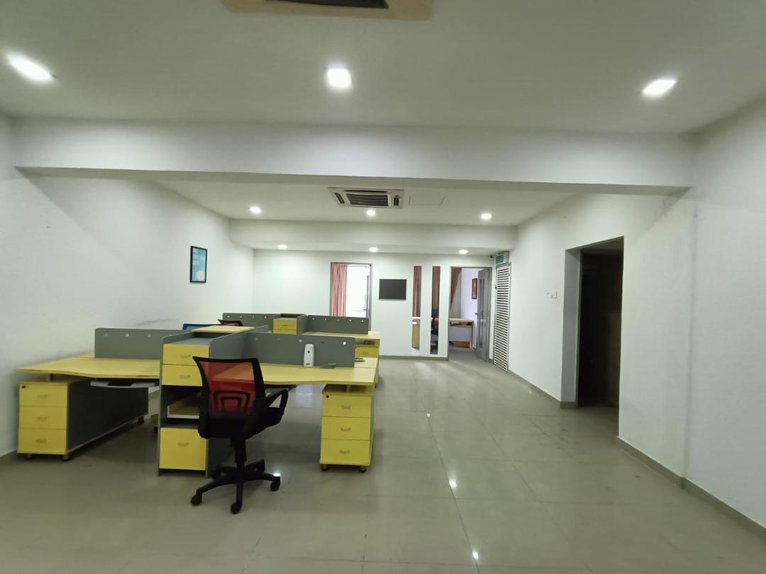 Damansara Perdana Office  By Chai - photo 9