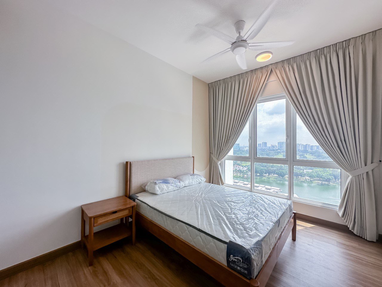 Plaza Kelana 3Bed FF By Shawn - photo 8