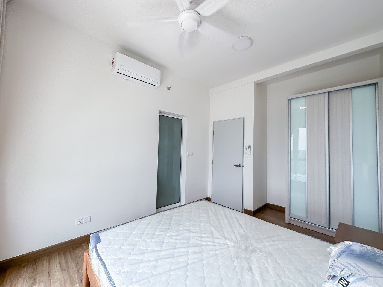 Plaza Kelana 3Bed FF By Shawn - photo 12