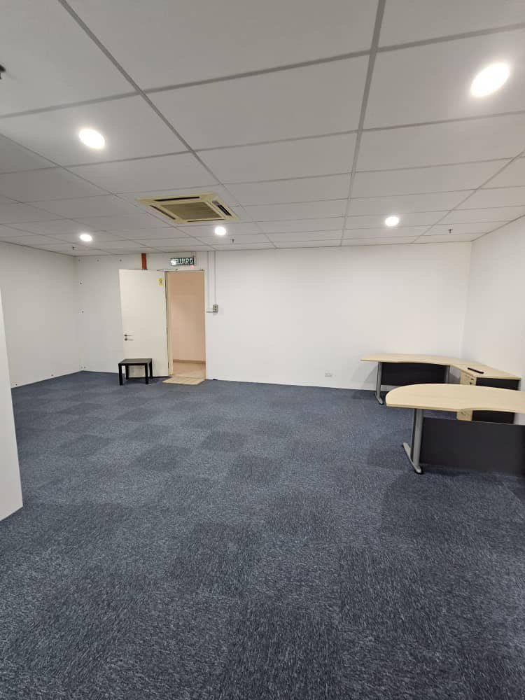 Tropicana Avenue Office By Shawn - photo 3