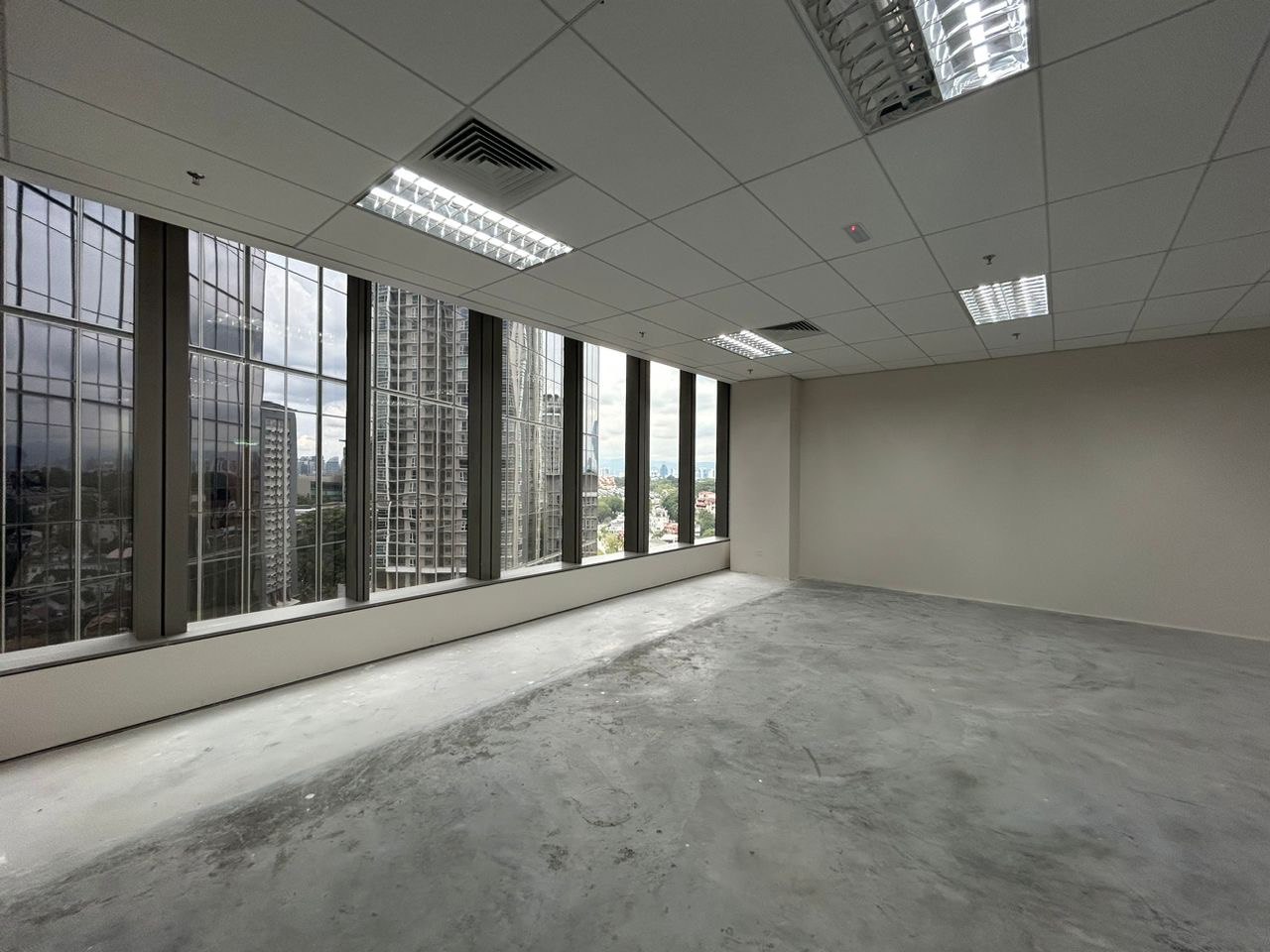Pavilion Damansara Height Office By Chai - photo 6