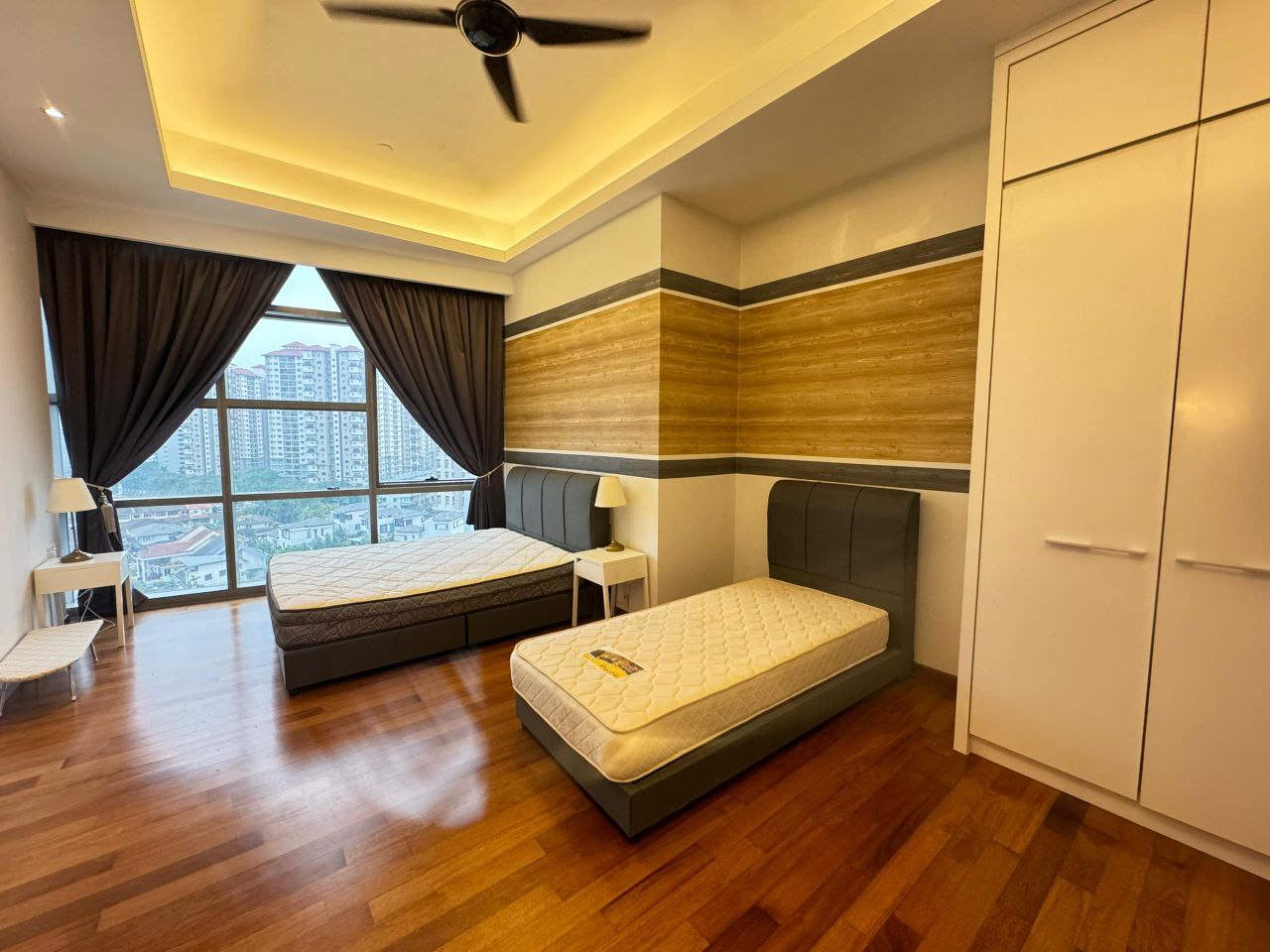 The Azure Residence 2Bed FF By Kevin - photo 2