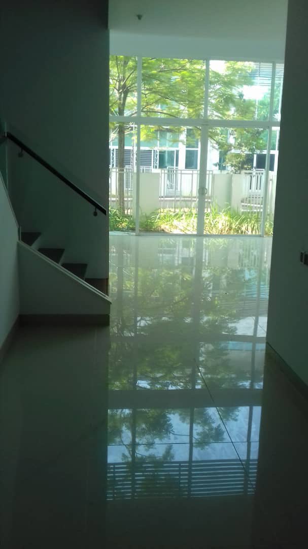 Lagenda 3 Waterfront Bukit Jelutong 3storey house - photo 9