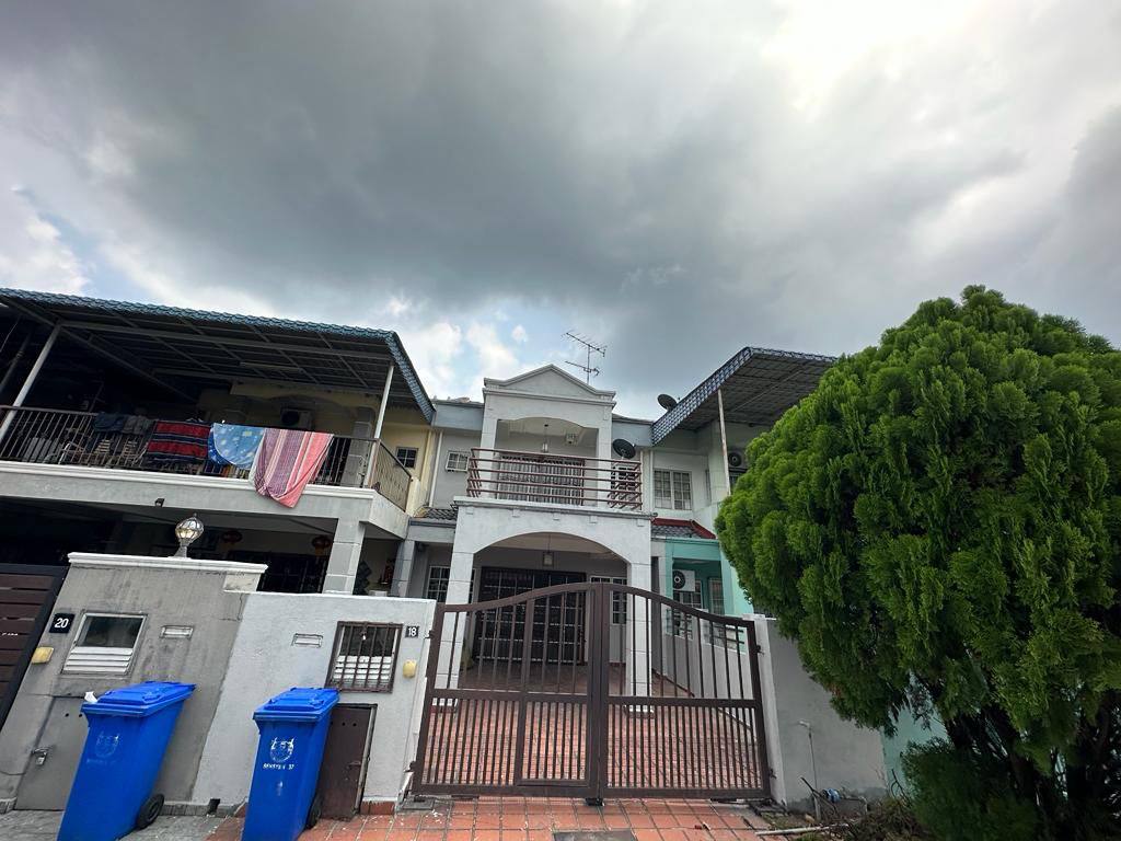 Double Storey House Berjaya Park Seksyen 32 - photo 7