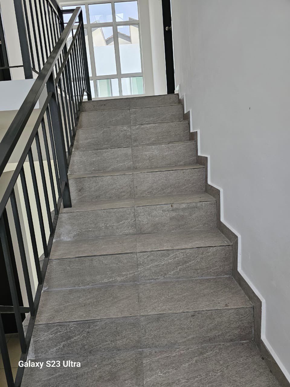 Double Storey Zero Lot Bungalow - photo 2