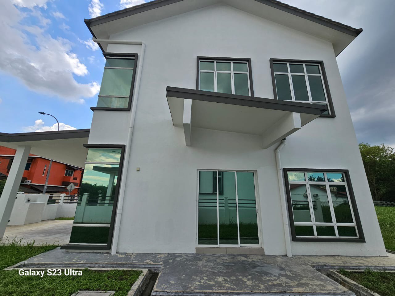 Double Storey Zero Lot Bungalow - photo 3