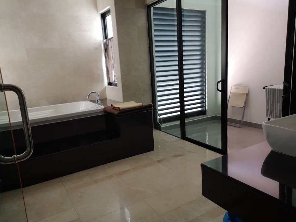 Duta Villa Setia Alam Rent - photo 10