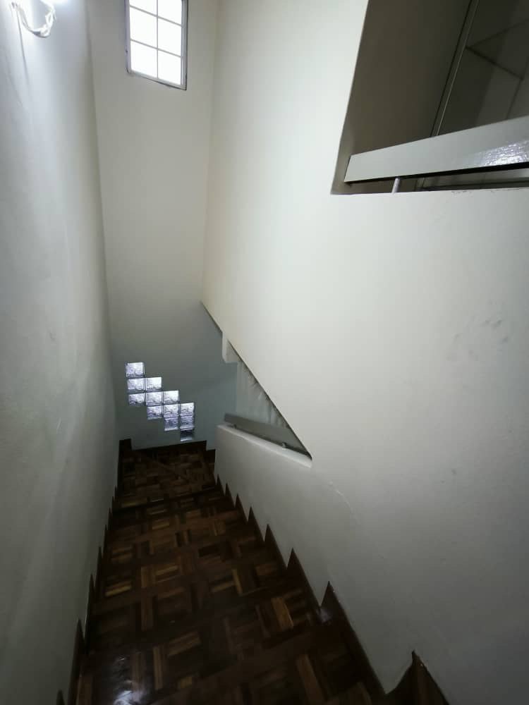 2Storey House USJ 13 Rent By Soung - photo 3