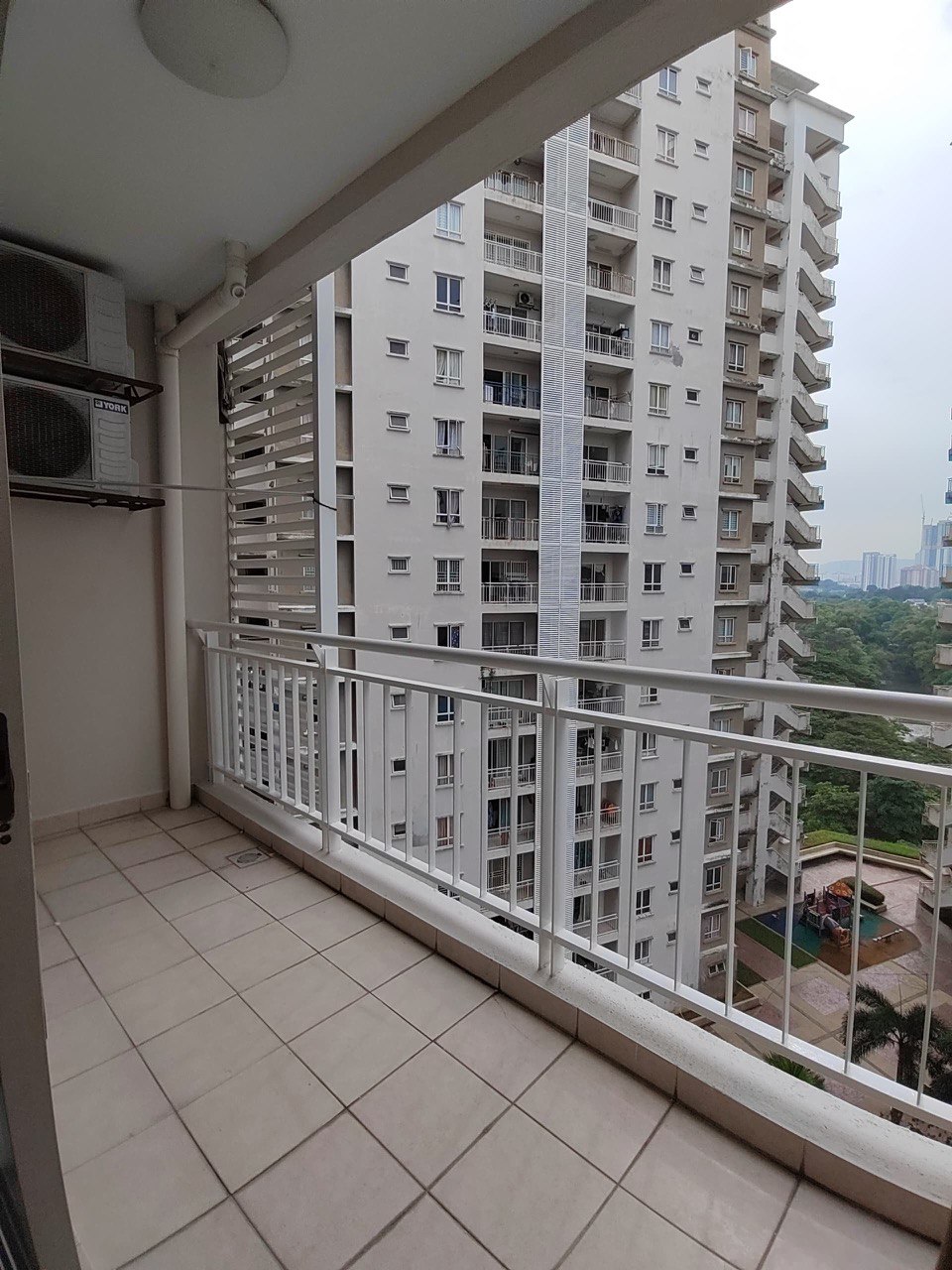 Cova Suites 3Bed FF By Shawn - photo 2