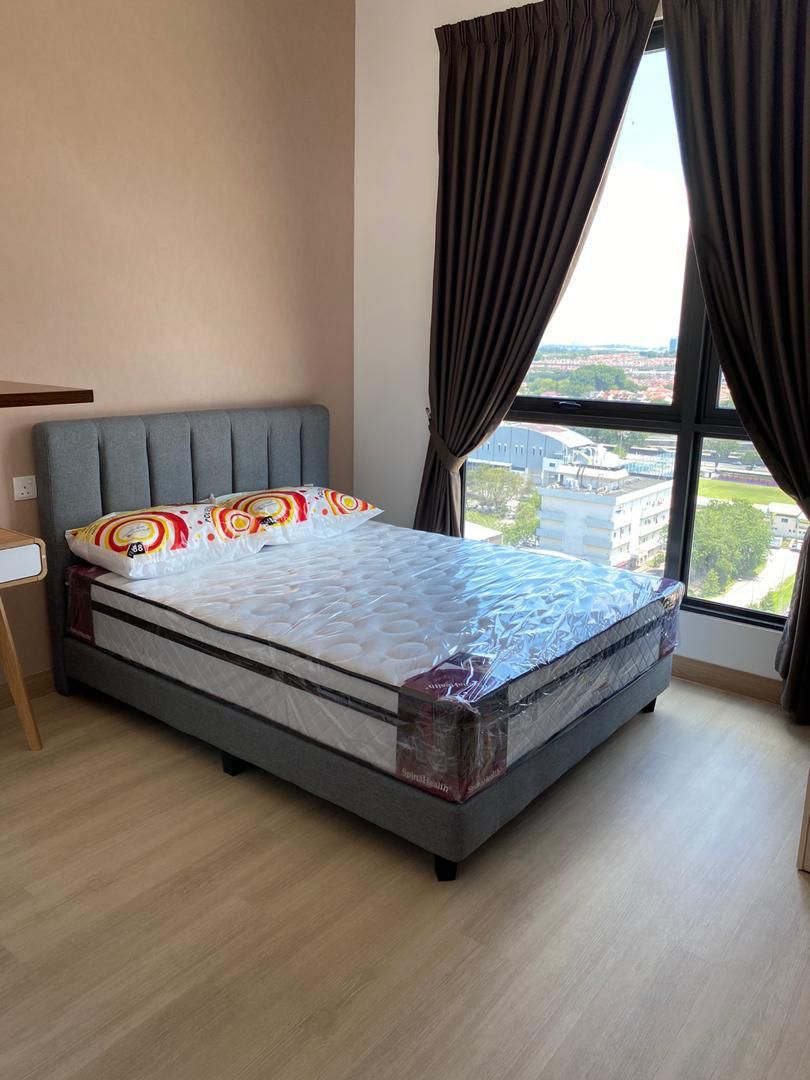 The Grand SS13 2Bed FF By BL - photo 2