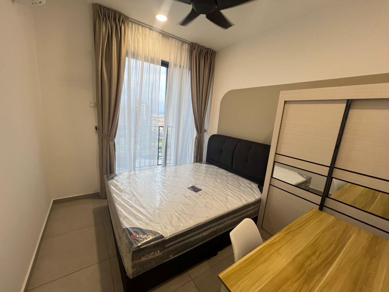 Yolo Signature Suite 3Bed By BL - photo 7