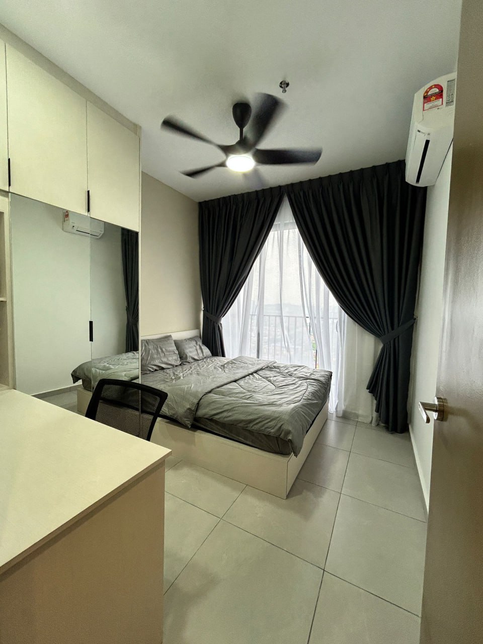 Yolo 3Bed FF Rent By BL - photo 4