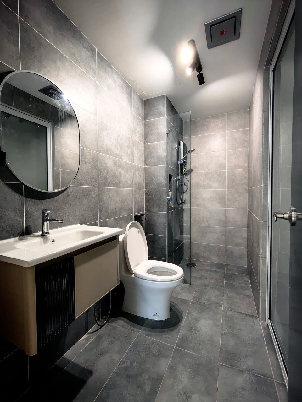 121 Residence FF By Chai - photo 5