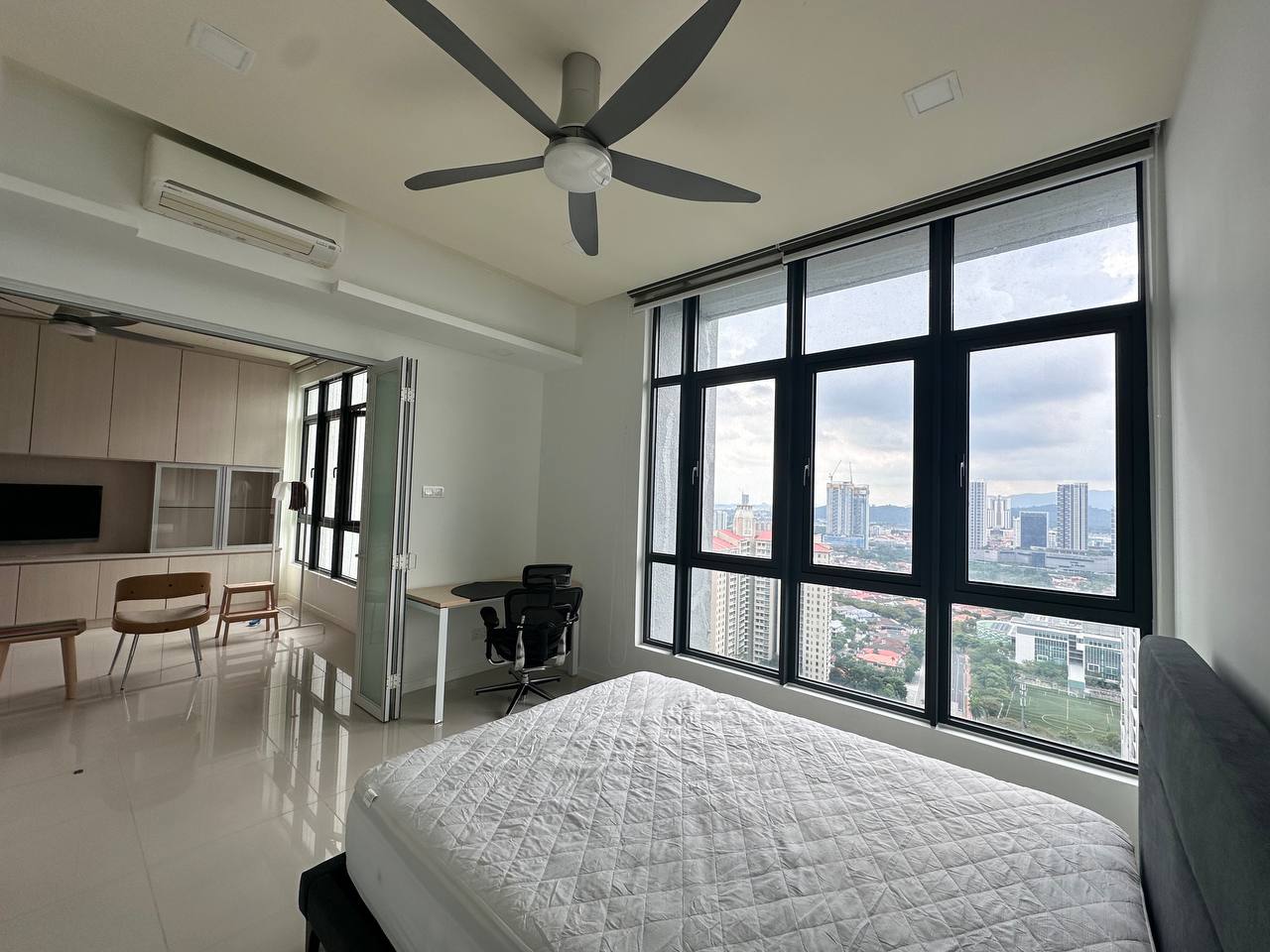 Tropicana Avenue 1Bedroom FF By Shawn - photo 12