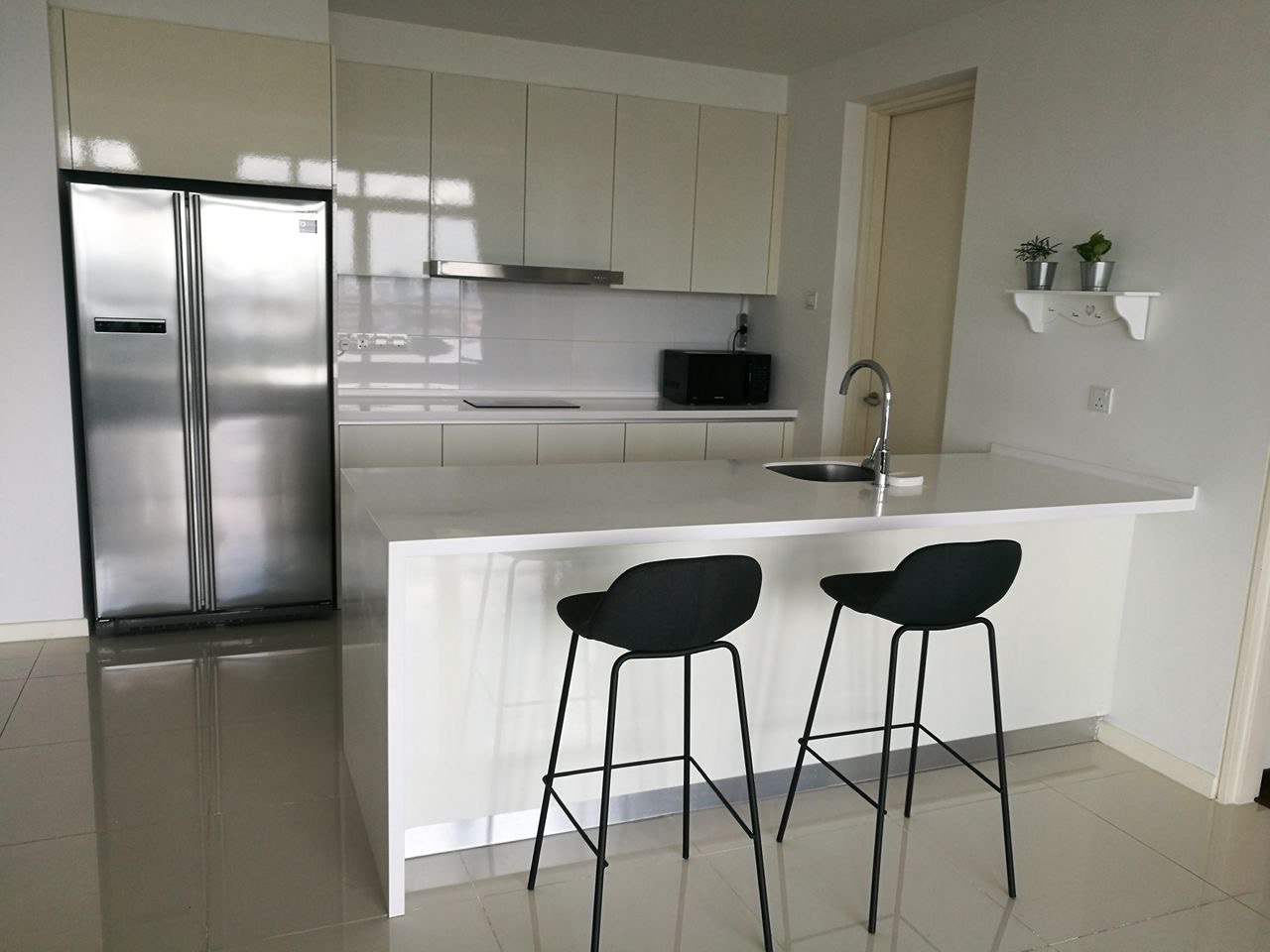 Tropicana Avenue 3Bed FF By Shawn - photo 8