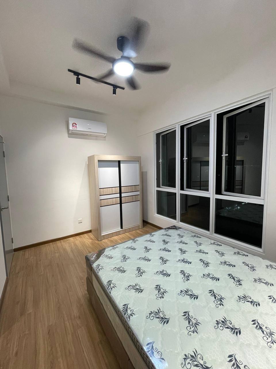 121 Residence 2Bed FF By Pravind - photo 3