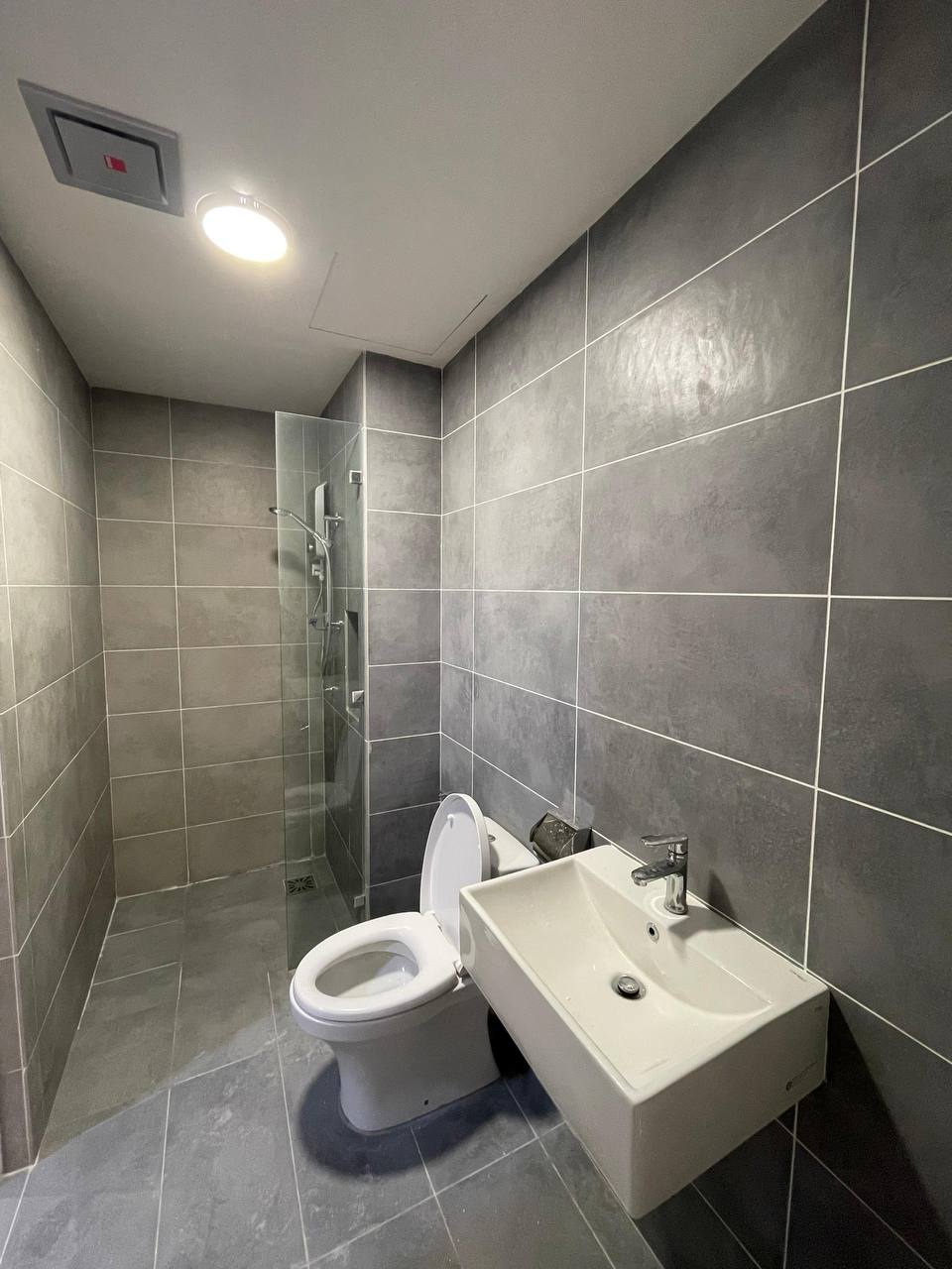 121 Residence 2Bed FF By Pravind - photo 4
