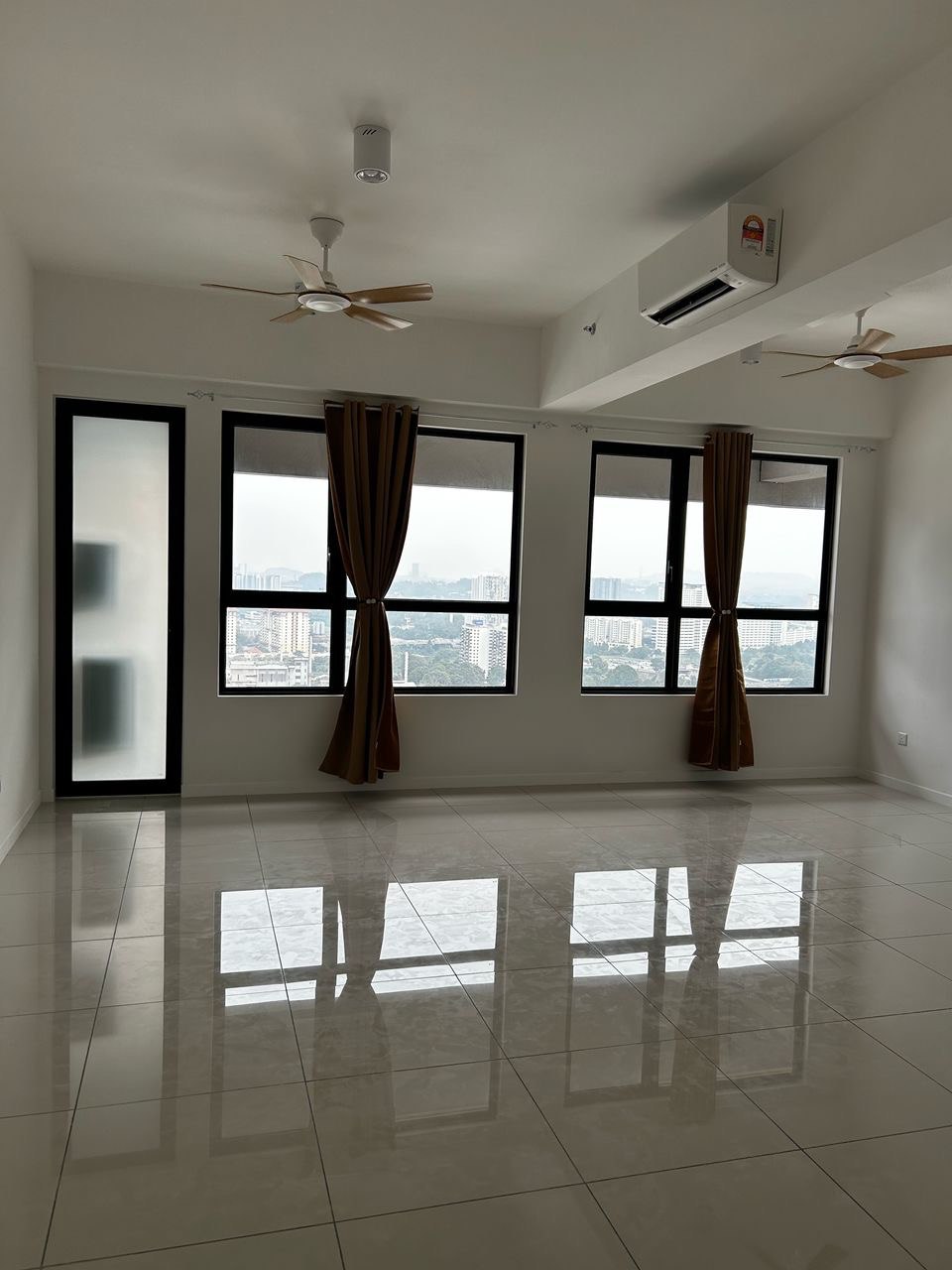 Southplace Residence PF By Shawn - photo 2