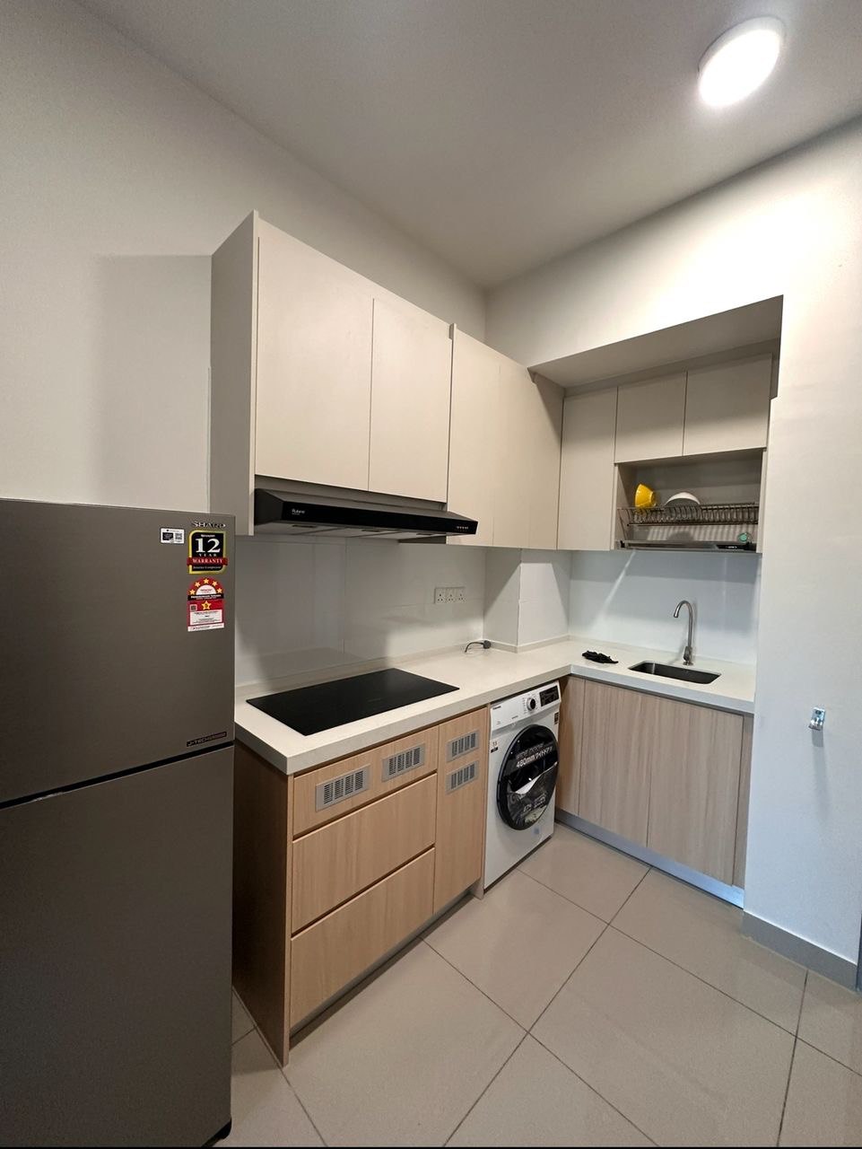 121 Residence FF By Shawn - photo 3