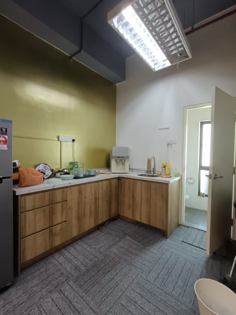 Tropicana Avenue Office By Shawn - photo 2