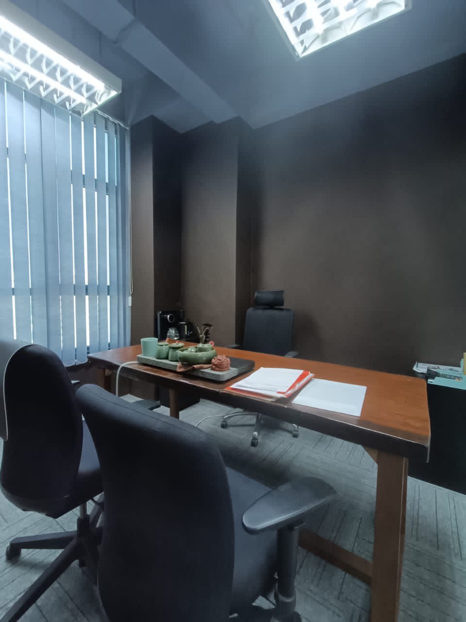 Tropicana Avenue Office By Shawn - photo 8