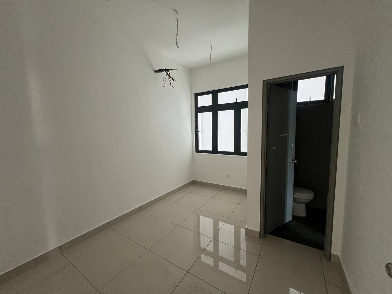 D Seven 3Rooms Bare Unit Sales By BL - photo 8