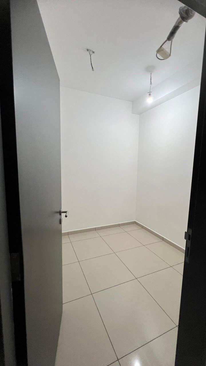 Dquince Sales 3bed By Shawn - photo 4