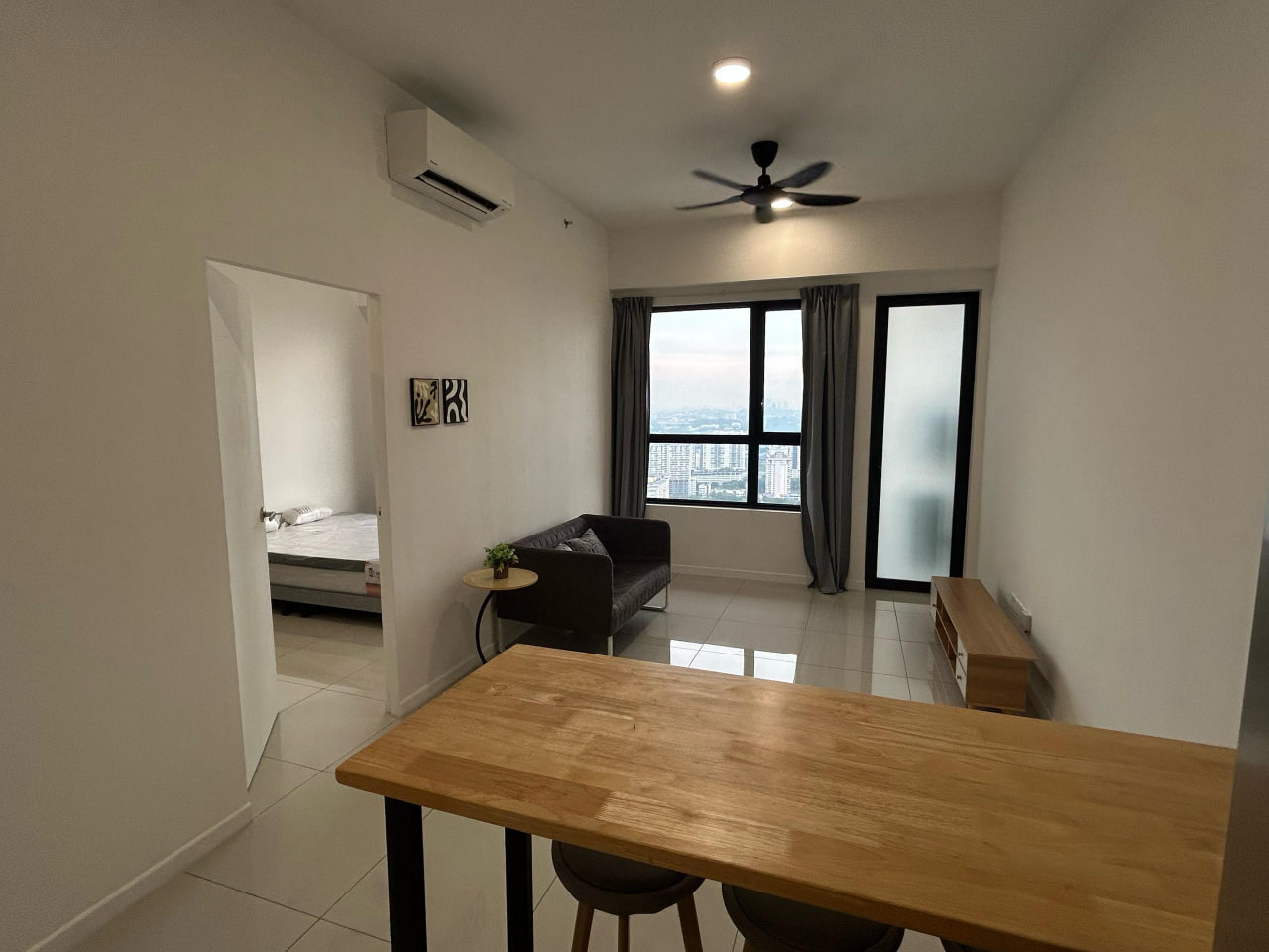 Southplace Residence ...