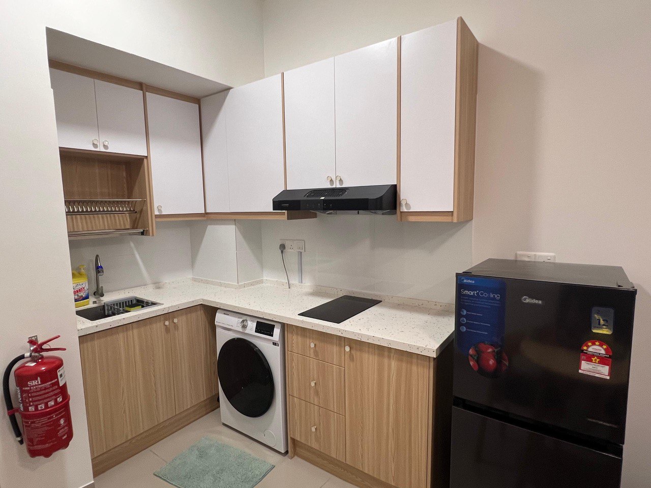 121 Residence 2Bed FF By Shawn - photo 4