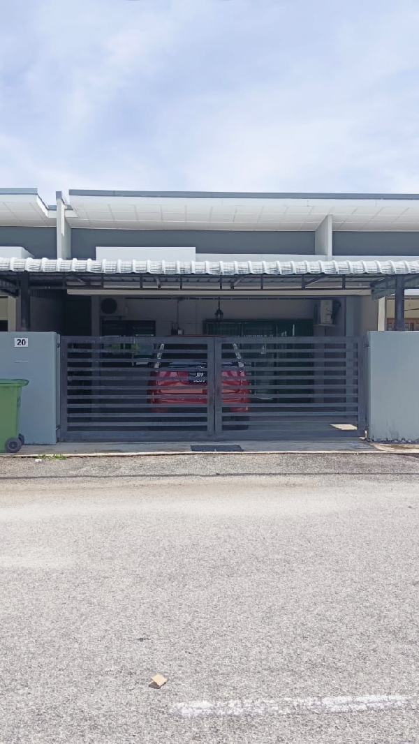 TERES SETINGKAT TAMAN ADENLAND, KEMPADANG SEJAHTERA, KUANTAN