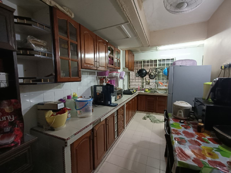 Teres 2 Tingkat Kos Sederhana Indera Mahkota 2 - photo 9