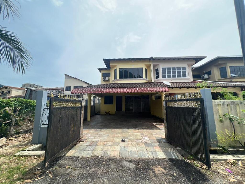 End Lot Double Storey Terrace Alor Akar