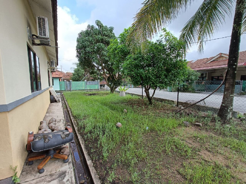 CORNER LOT SERI DAMAI PERDANA - photo 2