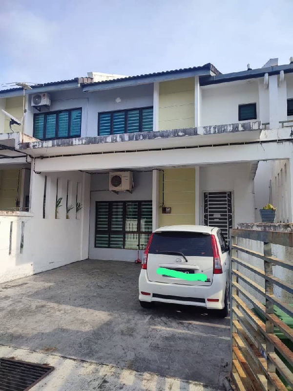 Double Storey Indera Mahkota 2